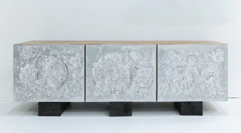 “Lunar” из коллекции “Cosmos”