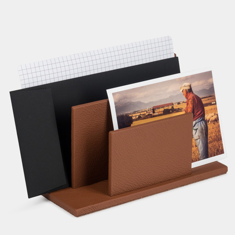 Подставка для визиток и бумаг из натуральной кожи теленка, цвета карамель