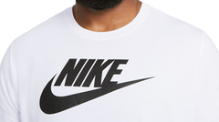 Теннисная футболка Nike Sportswear T-Shirt Icon Futura - white/black