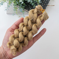 Волосы для кукол, трессы кудри-локоны-спиральки, цвет РУСЫЙ-Пшеничный, длина 15 см*1 метр., набор 2 шт