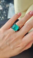 91656- Кольцо из серебра с квадратным кварцем параиба и черными микроцирконами