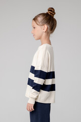 джемпер  для девочки  КВ 30129/кремовый