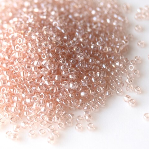 Бисер Тохо круглый 15/0 0106 кремовый/Toho round