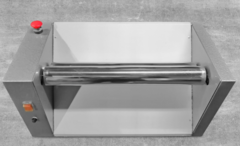 Тестораскаточная машина ТРМ 950 пищевая зеркальная нержавеющая сталь без швов