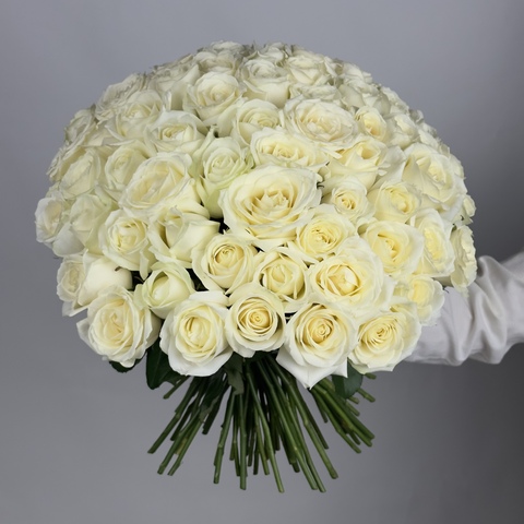 Букет 75 белых роз Россия 40 см