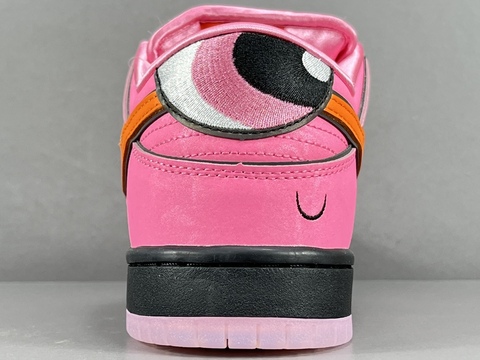 The Powerpuff Girls x Nike SB Dunk Low 'Blossom' 