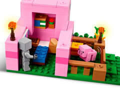 LEGO Minecraft: Домик для поросят (21268)