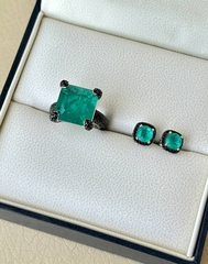 91656- Кольцо из серебра с квадратным кварцем параиба и черными микроцирконами