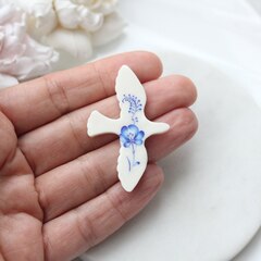 Подвеска Птица голубь, белый, гжель, L, 50*30 мм, S026