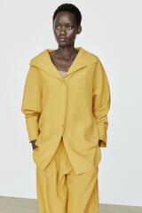 Massimo Dutti Струящаяся рубашка из льна с акцентным воротником, горчично-желтый