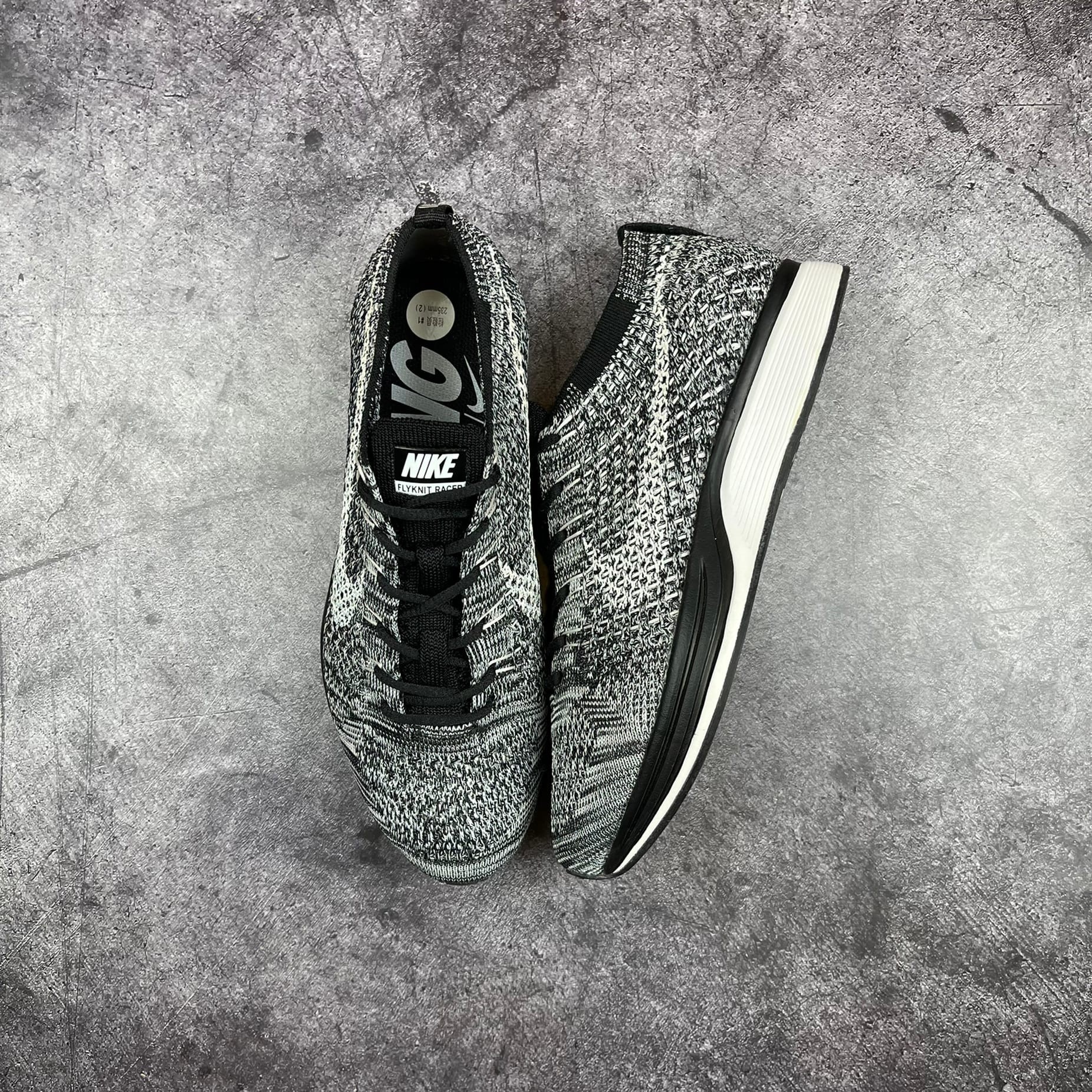 Flyknit racer oreo deals