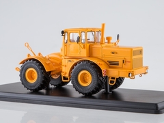 Tractor K-700A Kirovets yellow 1:43 Start Scale Models (SSM)