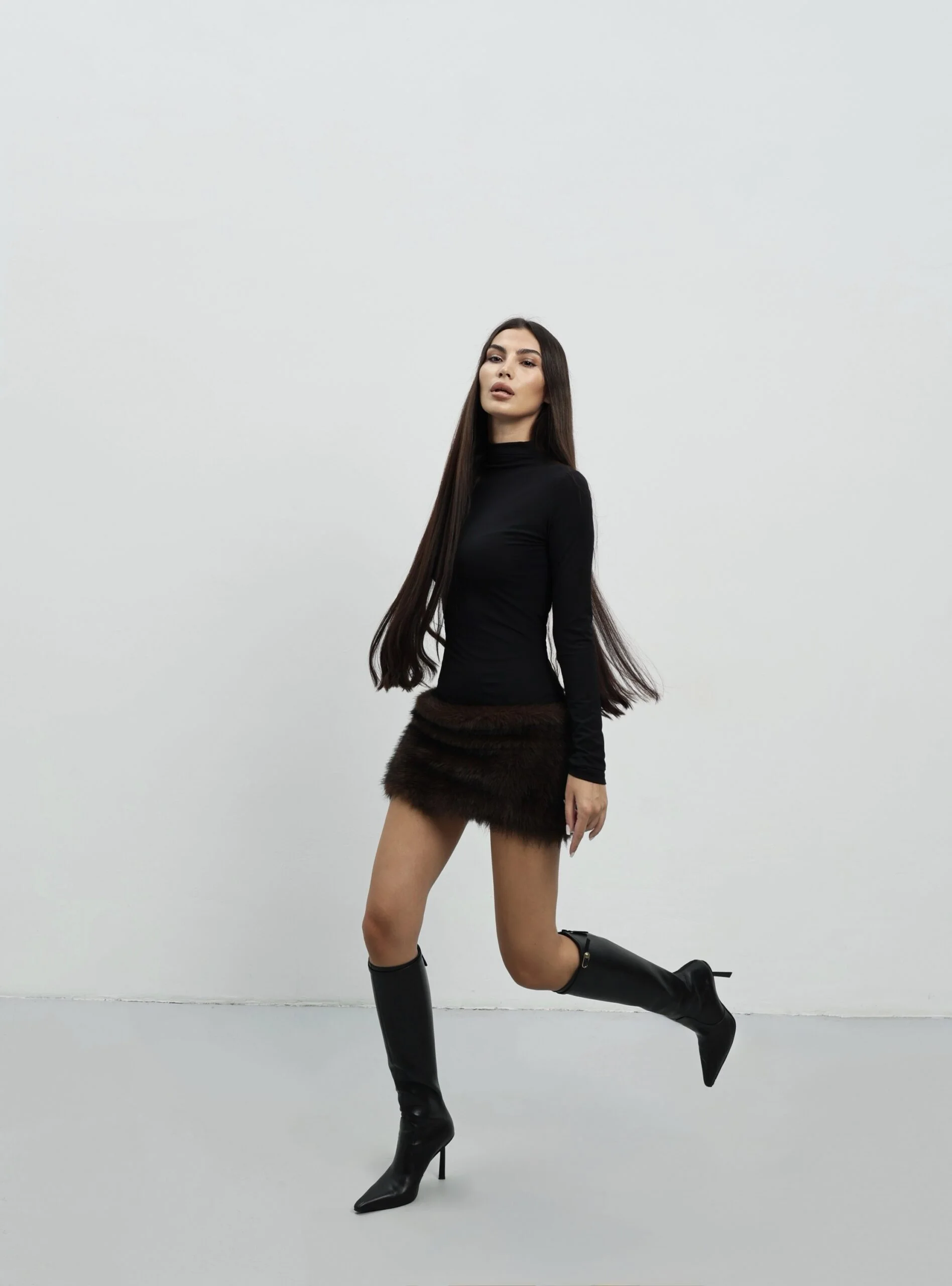 Платье с мехом, Коричневое