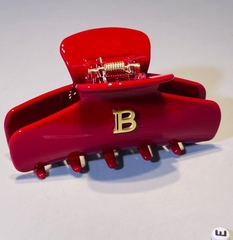 zakolka-krab-dlya-volos-krasnaya-8sm