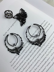 91796- Серьги Hoop из серебра 925 пробы в черном родаже с черными,каплевидными цирконами