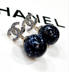 20216-sergi-chanel-s-kruglymi-podveskami