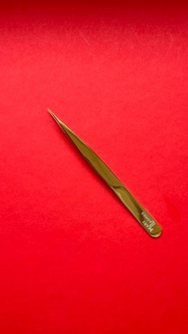 Пинцет Mari Lashes Shop прямой Золотой