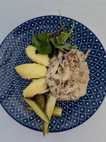 Бефстроганов с вешенками