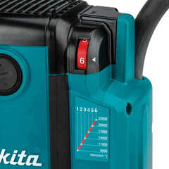 Фрезер Makita RP2301FC