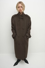 Пальто двубортное со стойкой