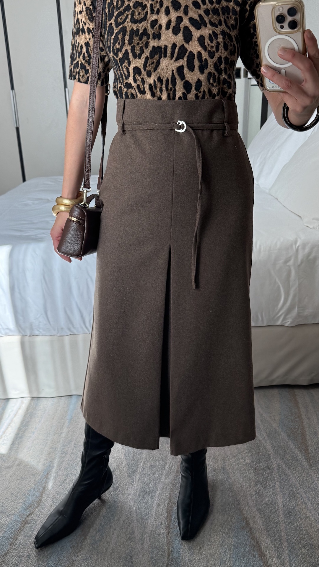 Юбка прямого кроя с поясом