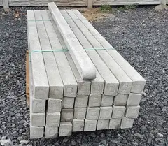 Бетонный столбик для забора из сетки рабицы 70х75х1500 мм