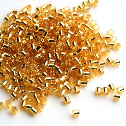 DBL-0042 Бисер цилиндрический Миюки делика 8/0 /Miyuki delica 8/0 Silver Lined Gold