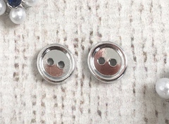 Пуговицы 2 прокола, d 8 мм