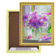 
          Алмазная мозаика Alingar, на подрамнике, с полным заполнением, (глянц) дизайн рамка, 30х40 см, 20 цветов, "Букет на окне"