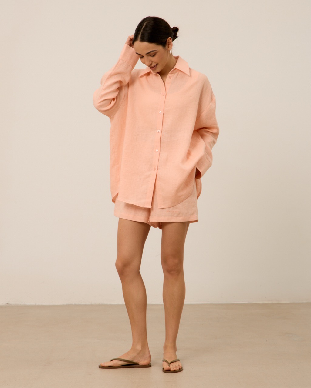 Рубашка 07, из 100% льна, персиковая