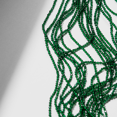 Изумрудная шпинель синтетическая, 2мм, шар, микроогранка