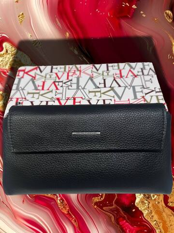 Кошелёк женский из натуральной кожи черный с красной подкладкой, на молнии, с отделениями для карт