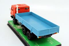 KAMAZ-53212 red-blue (plastic box) 1992 Elecon Arek 1:43