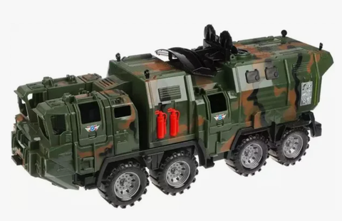 Военный тягач 