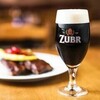 Пиво Zubr Classic Dark draft
