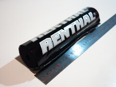 Накладка руля Renthal 25см чёрная