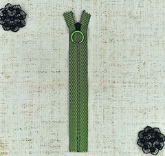 Молния спираль скрытая Т5, L 19 см, чёрный с салатовым