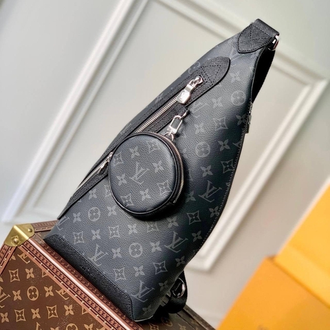 Сумка-слинг Louis Vuitton Duo канва Taigarama