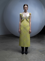 Платье желтое с пайетками