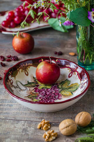 Салатник 33см Certified Int Виноделие Красный виноград