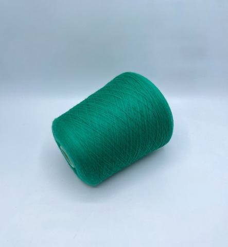 Botto Poala (пр.Италия),art-Labrador 2/60 3000м/100гр. 100%меринос , цвет-Зеленый(819/16/222) арт.33565