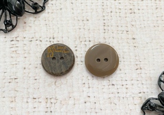 Пуговицы, d 1,5 см