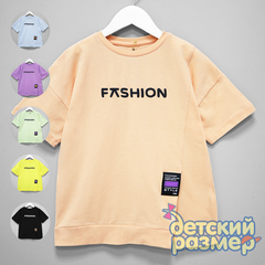 Футболка (вырез, нашивка)