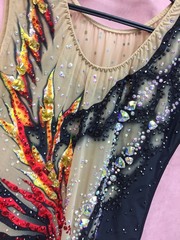 Купальник для художественной гимнастики р.40 НОВЫЙ!