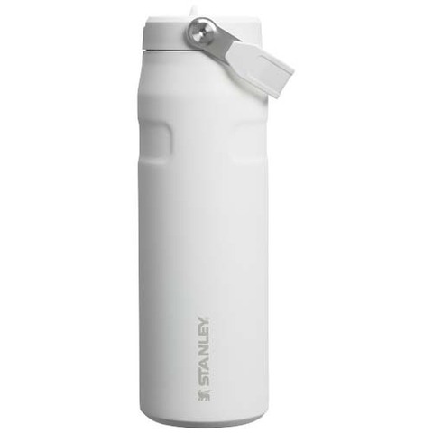 Бутылка для воды объемом 700 мл с откидной трубочкой Stanley IceFlow™ 2.0