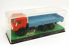 KAMAZ-53212 red-blue (plastic box) 1992 Elecon Arek 1:43