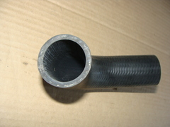 Патрубок  УАЗ верхний (подводящий)