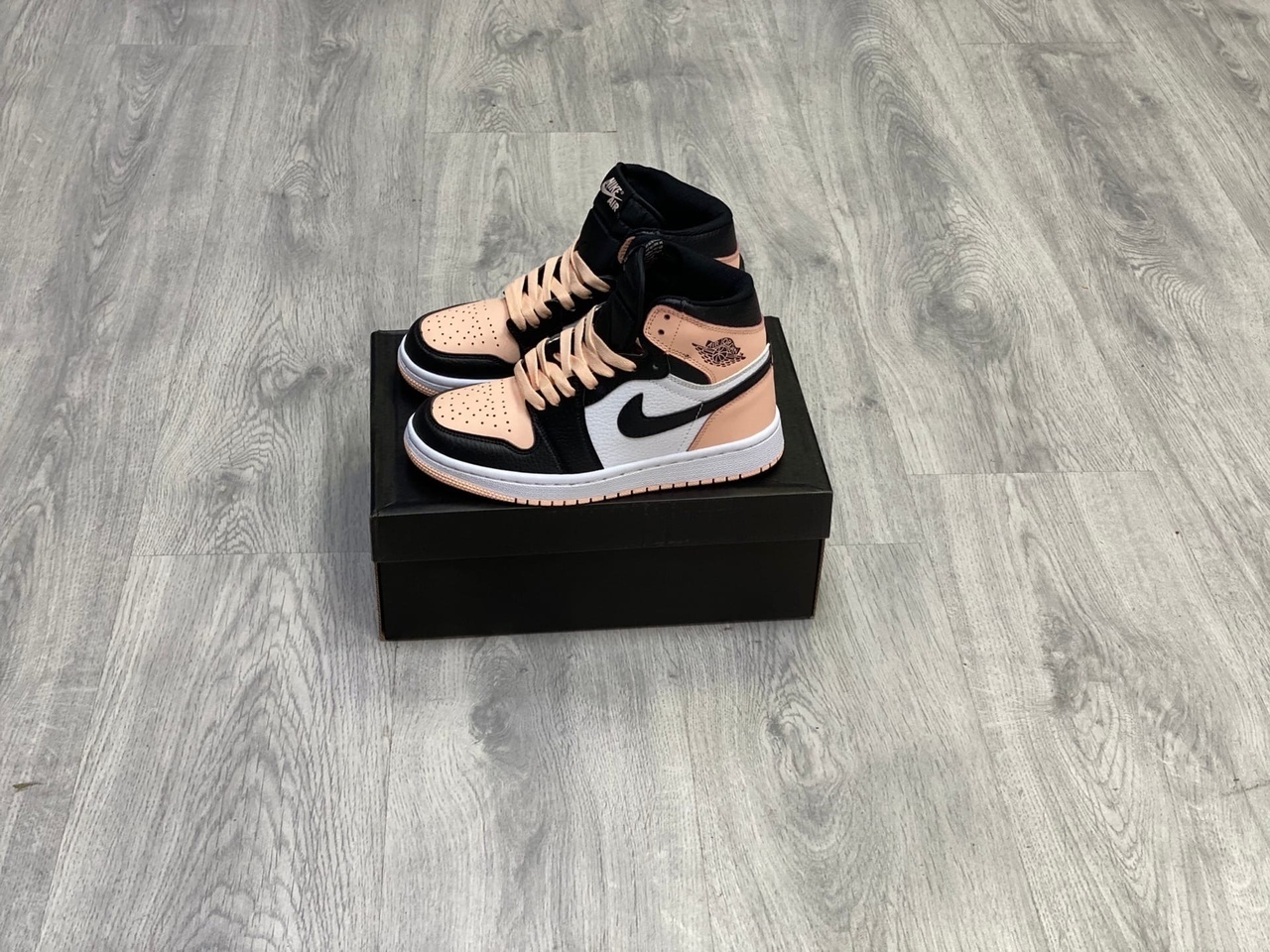 Кроссовки Nike Air Jordan 1 Black\\Pink 