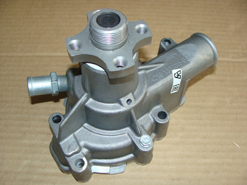 Водяной насос  УАЗ Д18 (УМЗ) н.о.