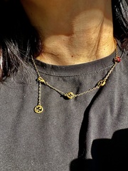 Колье-чокер цепочка с подвесками лого + цветные камни style by GUCCI